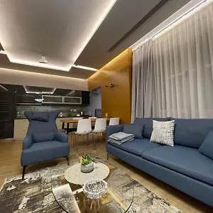 Lux Apartament Tirana