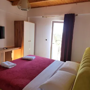 3* Hotel Lahuta E Vjeter Agroturizem